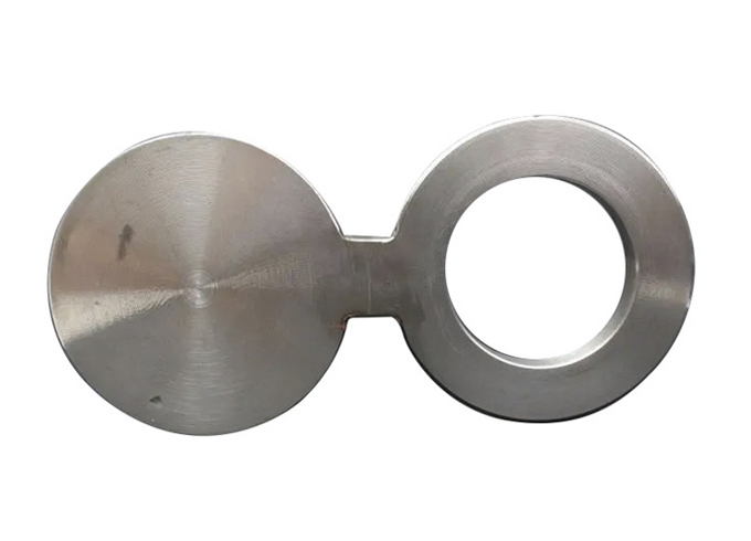 Spectacle Flange